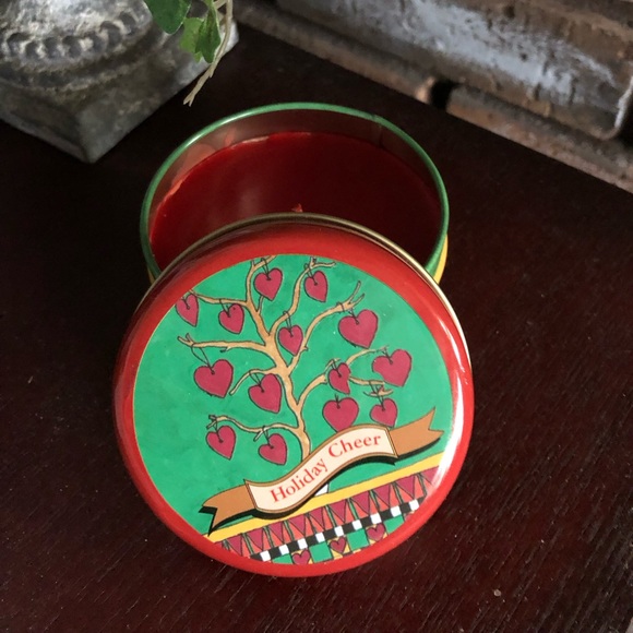 Lot of 2 Holiday Tins with Candles - Picture 3 of 6